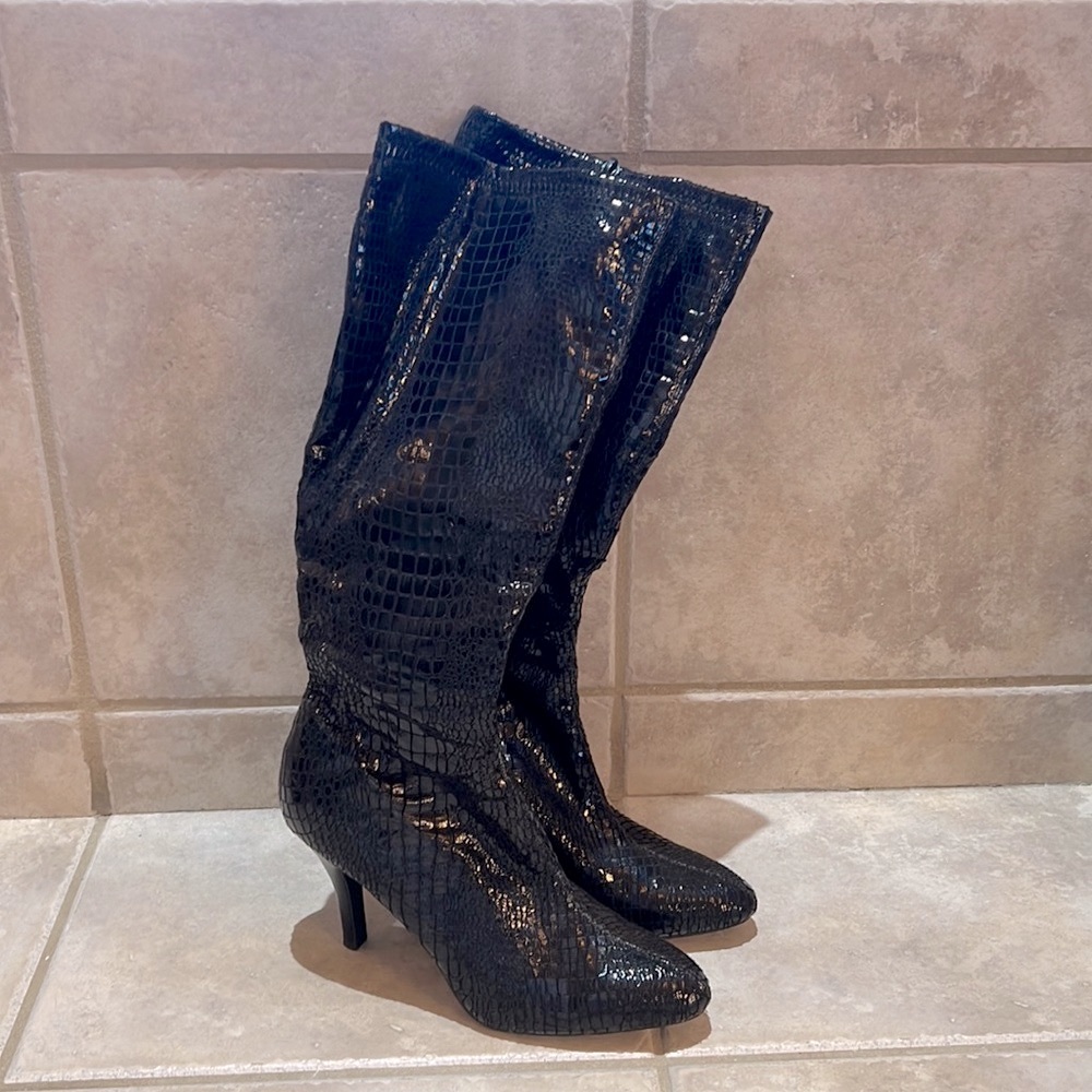 Black shiny faux snake/lizard knee high boots